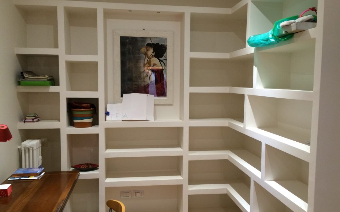 Torino, Via Luisa del carretto: Decorativo parete “Cebos Stone” – Controsoffito in cartongesso